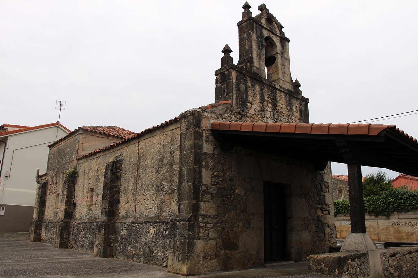 iglesia de san salvador de vivero min