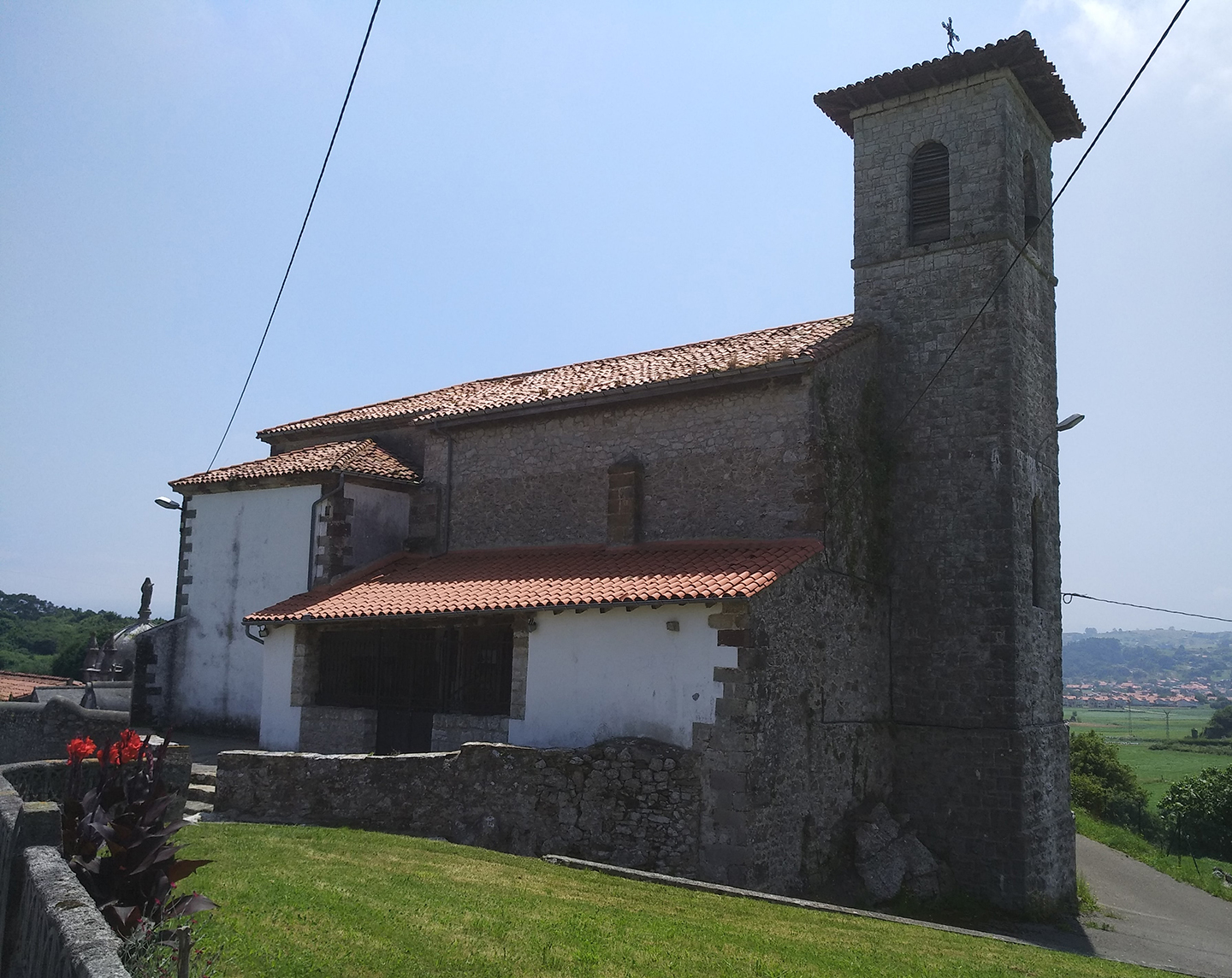 iglesia de san vicente.maoño min